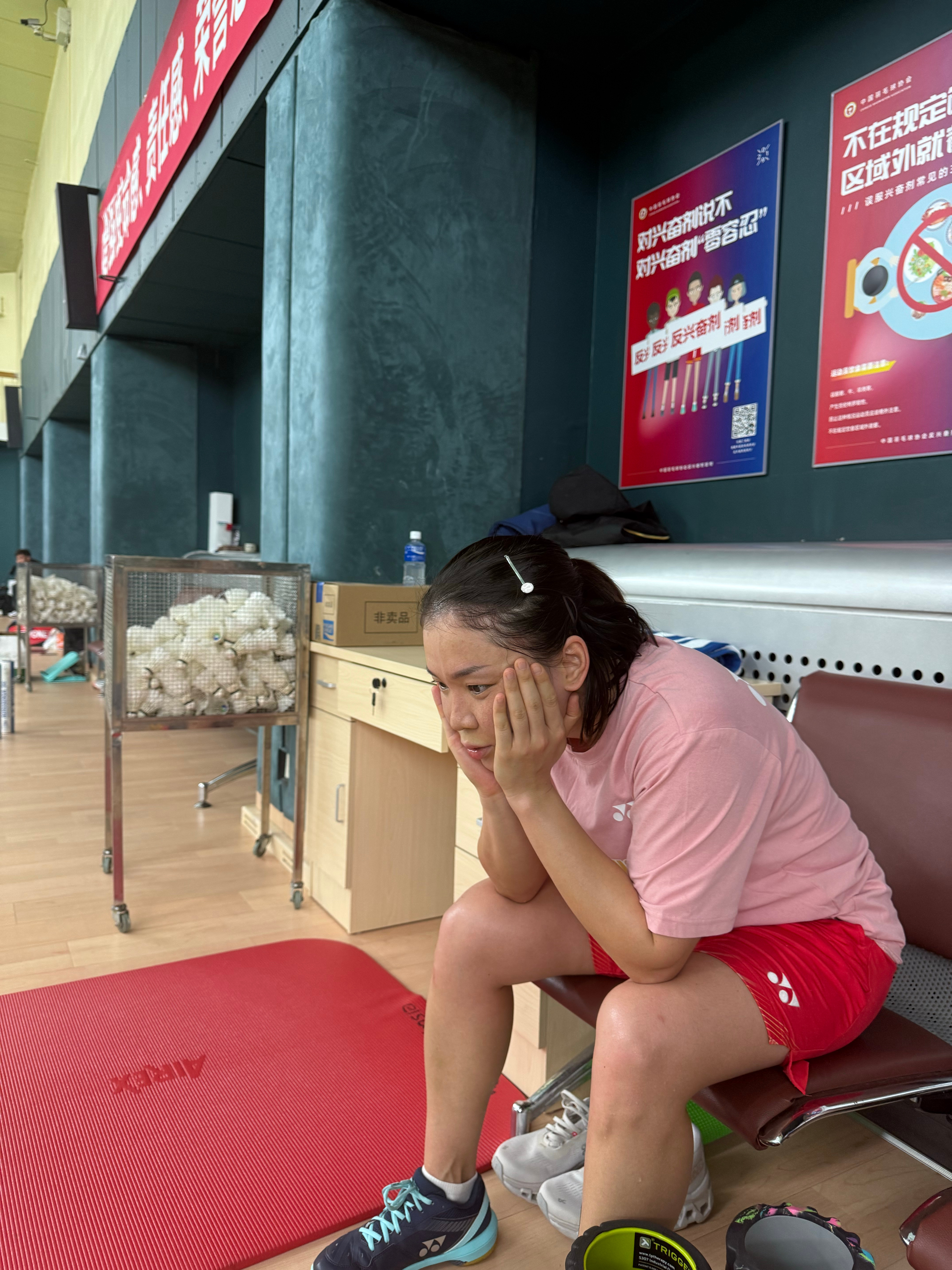 足球生活：女足比赛选手专访球赛后的心情故事的简单介绍