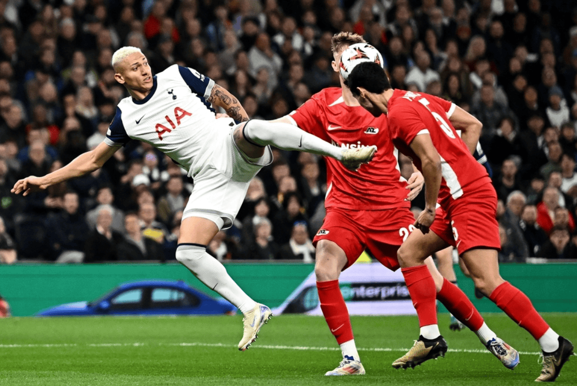 欧预赛热闹开场，劲旅强强对战引发期待的简单介绍