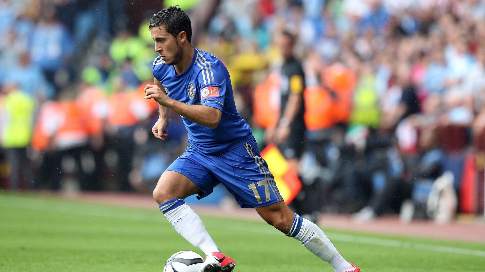 北欧寒夜鏖战记，楚阿梅尼一肩扛起曼城，挪威风雪中见证新王崛起