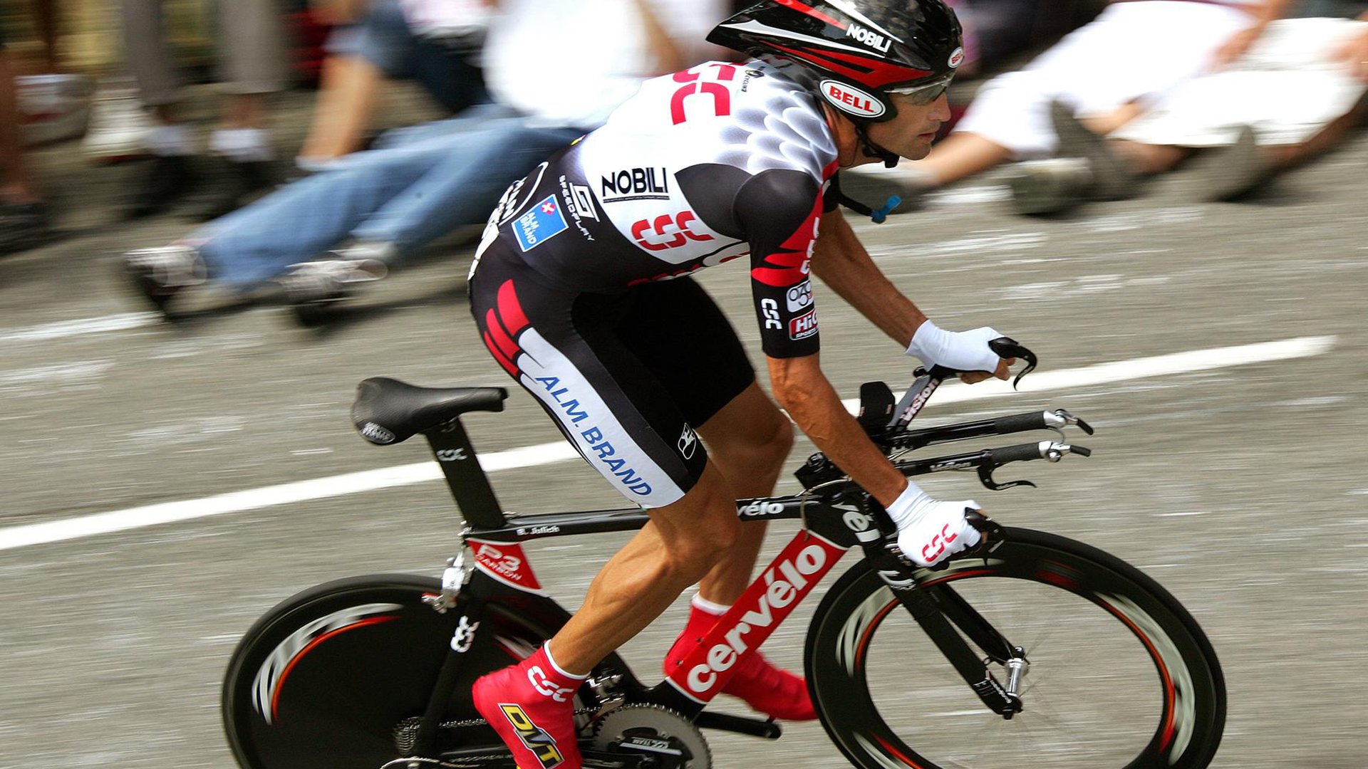 许昕惊艳四座，瑞典队鏖战德国队，一场定义现代乒乓的史诗对决